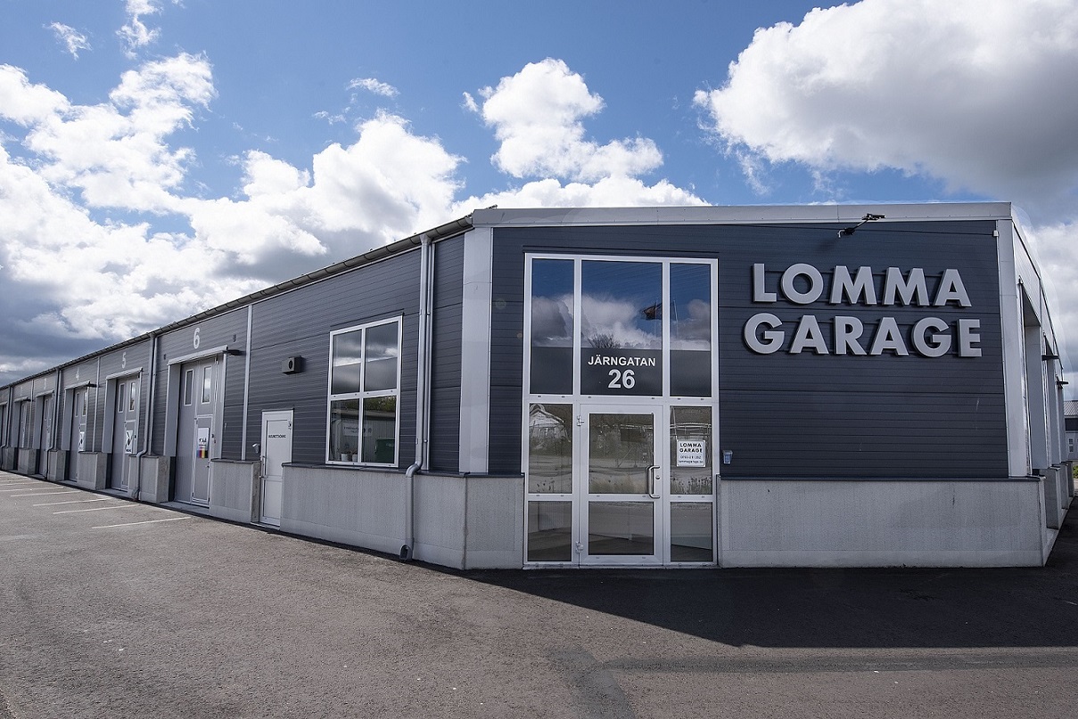Lomma Garage utifrån